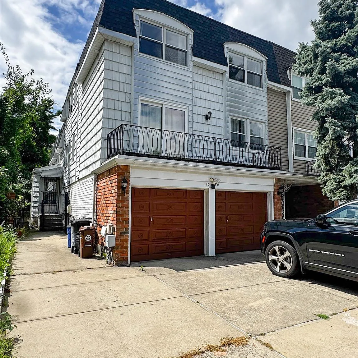 3 bed, 2.0 bath, 1400 sqft, $3,300 — Photo 1
