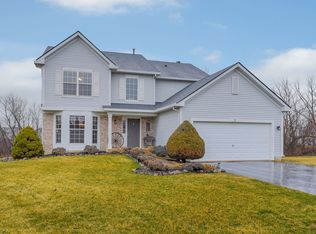 2 Palos Ct, Bolingbrook, IL 60440