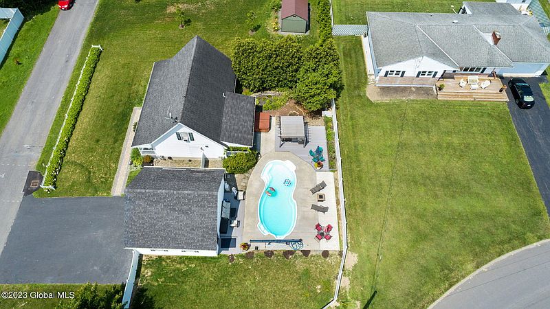 5th image of 29 Wesleyan Avenue