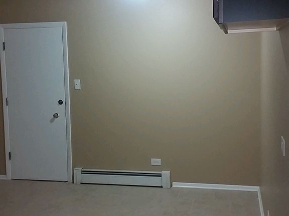 4th image of 3229 Commercial Ave APT 3B