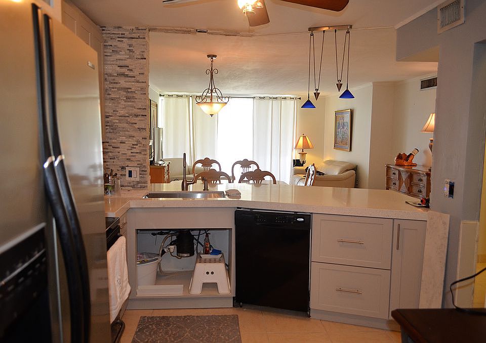 1st image of 1750 NE 191st St APT 317-3