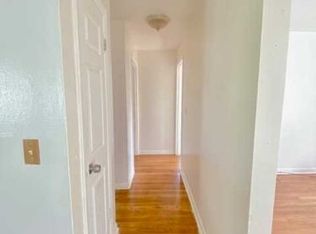 425 Kipp Ave, Hasbrouck Heights, NJ 07604
