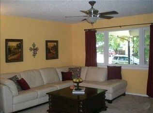 555 N Chickadee Ln, Wichita, KS 67212