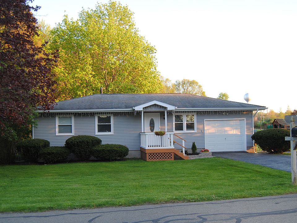 1st image of 808 Pheasant Run