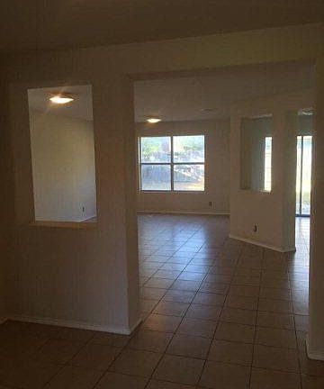 4th image of 4125 Petunia Ave #Penthouse 2
