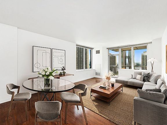 2nd image of 225 E 34th St APT 17B