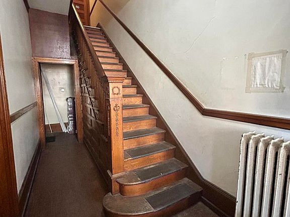 2nd image of 310 N Shamokin St #3A