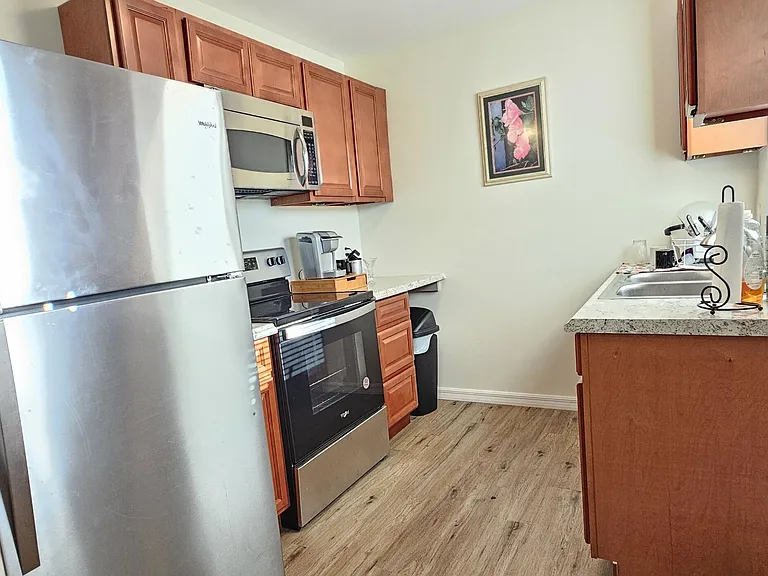 323 Seminole Ct — Photo 5