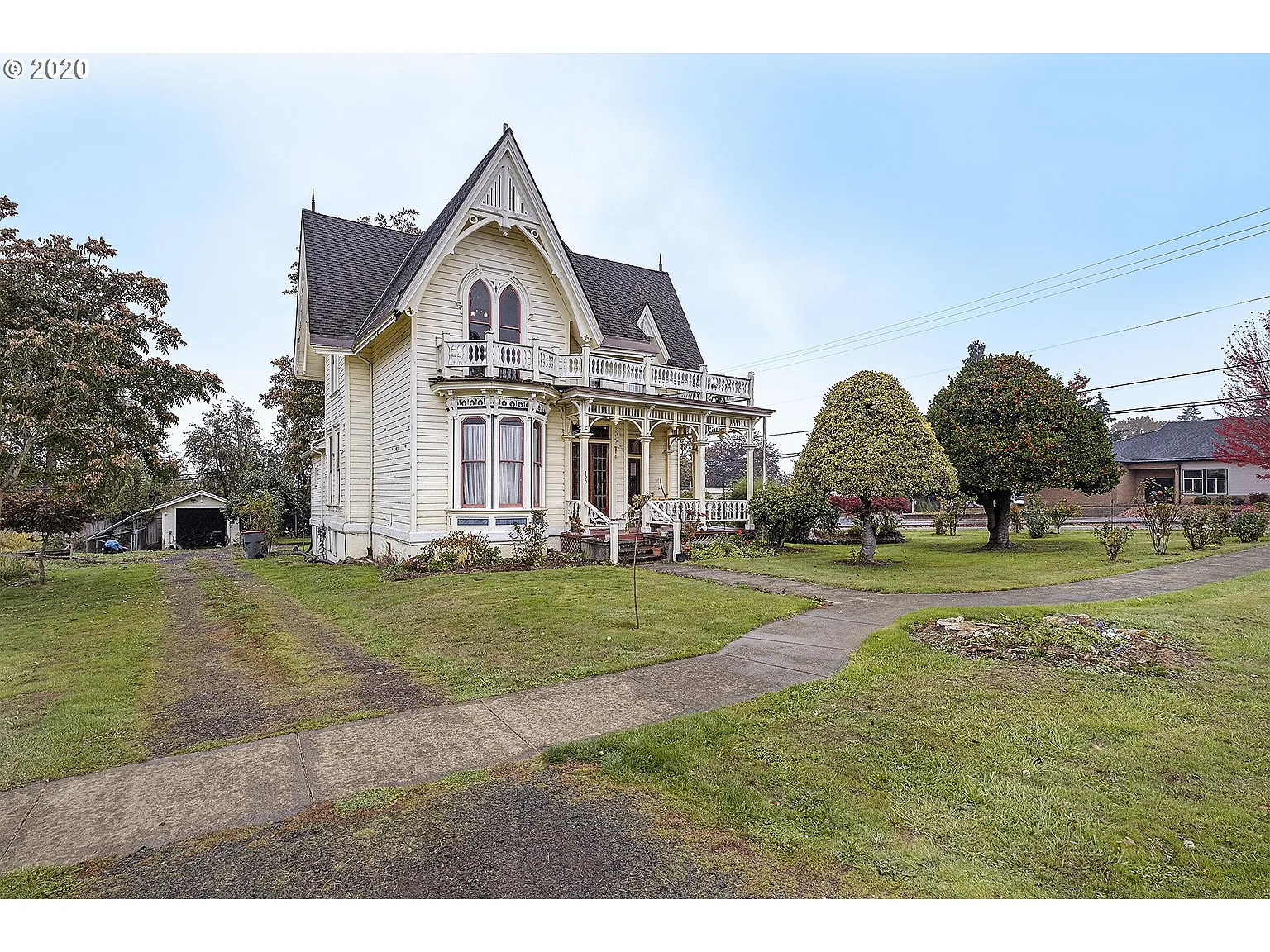 100 S Laurel St photo 1