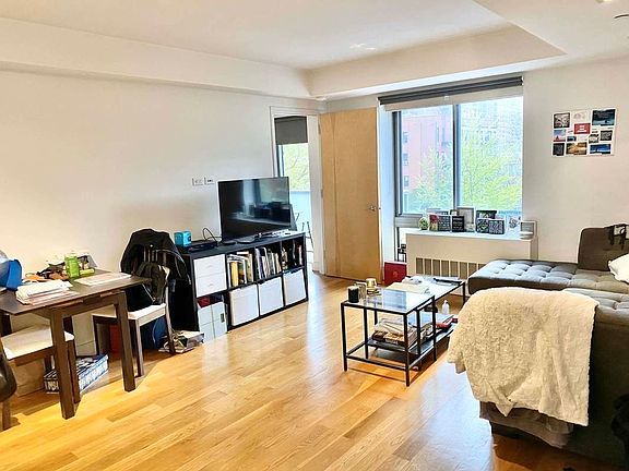 4th image of 1677 Lexington Ave APT 4A