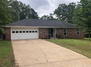 2515 Peach Tree Dr, Little Rock, AR 72211