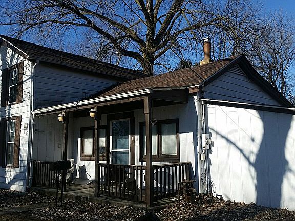 2nd image of 612 E Lincoln Ave