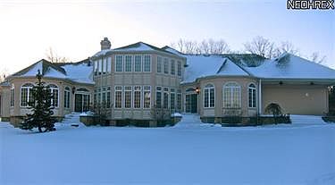 2nd image of 9495 Winterberry Ln