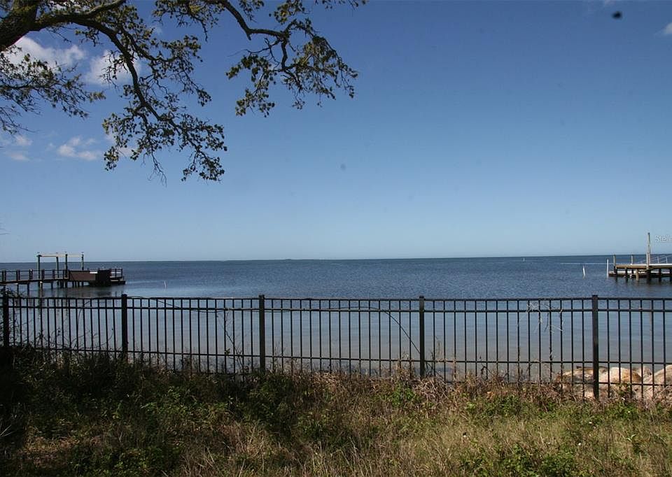 1st image of 0 Bluff Blvd #0