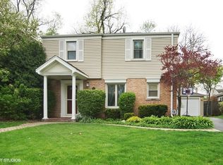 630 S Dryden Pl, Arlington Heights, IL