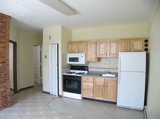 238 Pawling Ave APT 2R, Troy, NY 12180