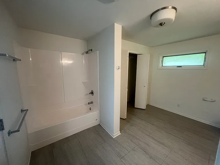 8507 Penn Cir — Photo 26