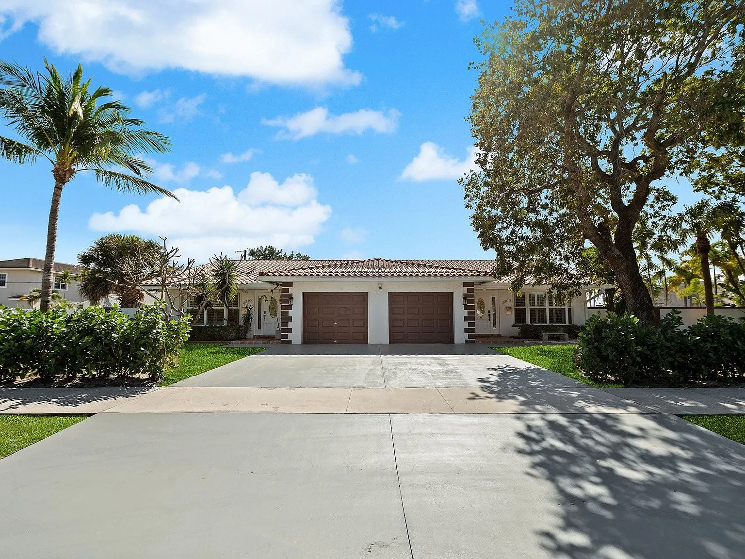 3 bed, 2.0 bath, 1800 sqft, $5,500 — Photo 3