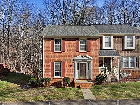 2nd image of 2430 Cottage Pl