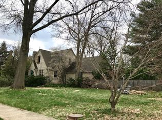 305 Saint Louis Ave, Rockford, IL 61104
