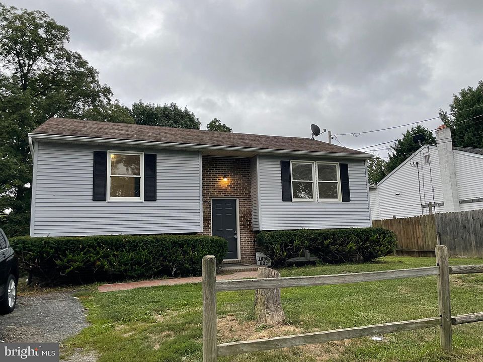 1st image of 154 Country Park Dr