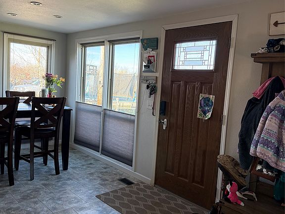 4th image of 115 Union Ln