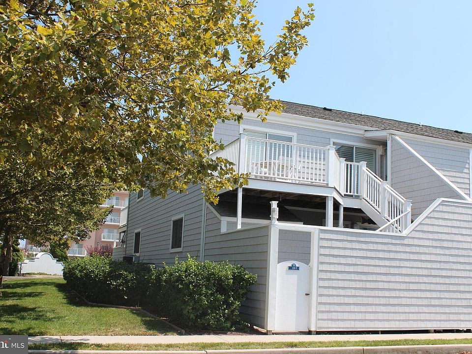 1st image of 12401 Jamaica Ave #220