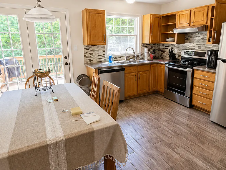 1711 Vonnies View Ct — Photo 9