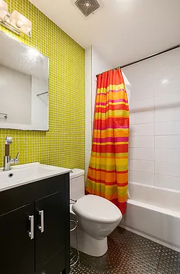 Rented by MNS | media 18