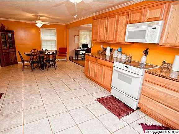 4th image of 312 Forrest Park Ct NW