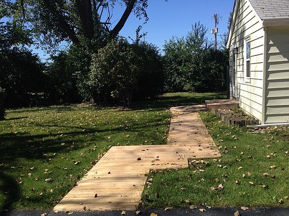 4th image of 2848 Jolley Ave