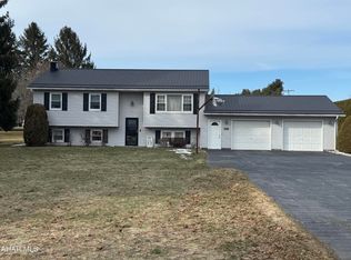 128 Meadowview Ct, Ebensburg, PA 15931