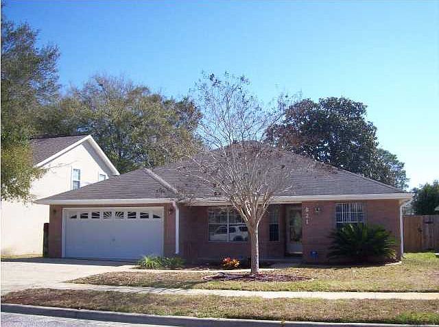 1st image of 821 Whitrock Ln