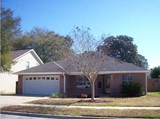 821 Whitrock Ln, Fort Walton Beach, FL 32547