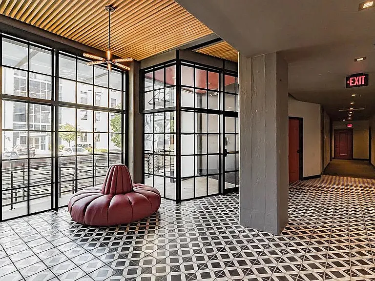 Reach Lofts — Photo 20