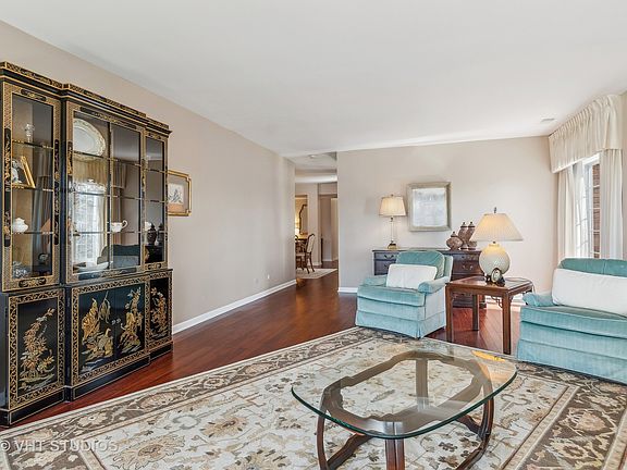 4th image of 441 N Park Blvd APT 3G