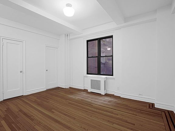 2nd image of 208 W 23rd St APT 1007