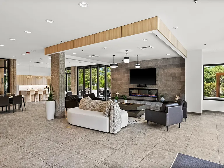 Designed for both socializing and relaxation, the lobby offers a comfortable, flexible space with generous seating and cable TV.