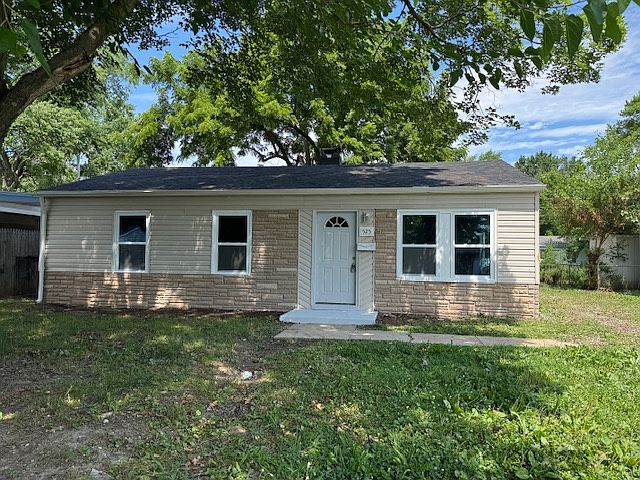1st image of 525 Saint Leo Dr