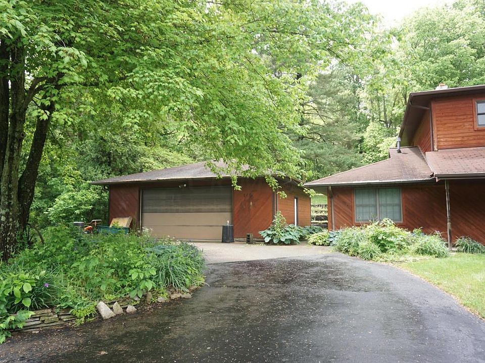 2nd image of 3595 Amanda Northern Rd NW