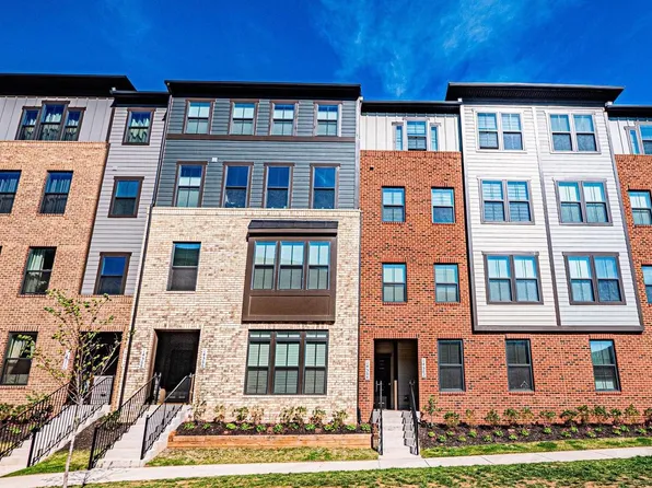 14564 George Carter Way Unit 119, Chantilly, VA 20151