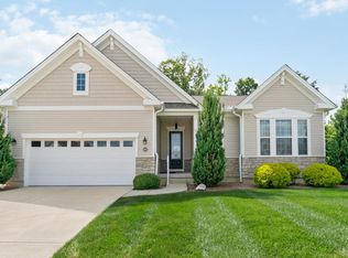 6211 Old Forest Dr, Maineville, OH 45039