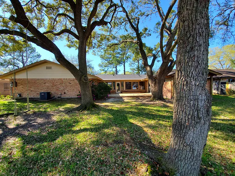 1802 Fairwind Rd — Photo 50