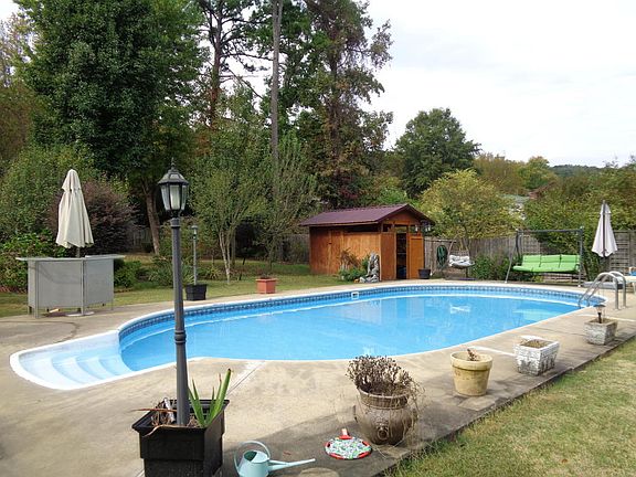 2nd image of 1106 Princess Ct