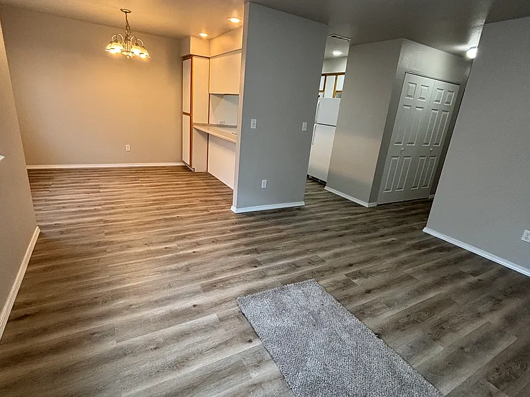 130 Bayberry Dr #B — Photo 6