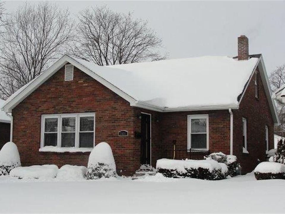 Home for Sale in Quincy, IL $114,999