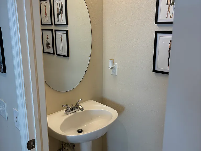 206 Rock Garden Pl — Photo 10