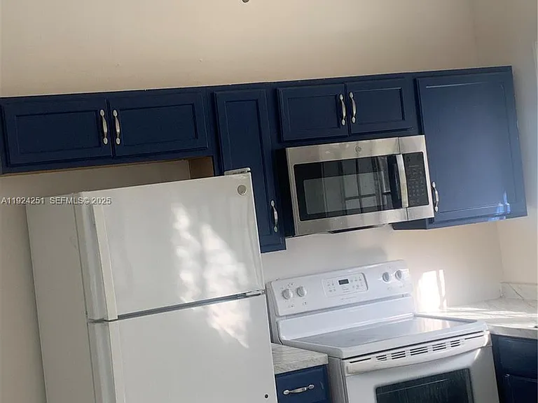 30900 SW 189th Ave — Photo 7