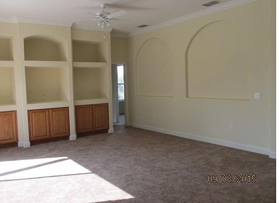 5th image of 261 Terranova Blvd