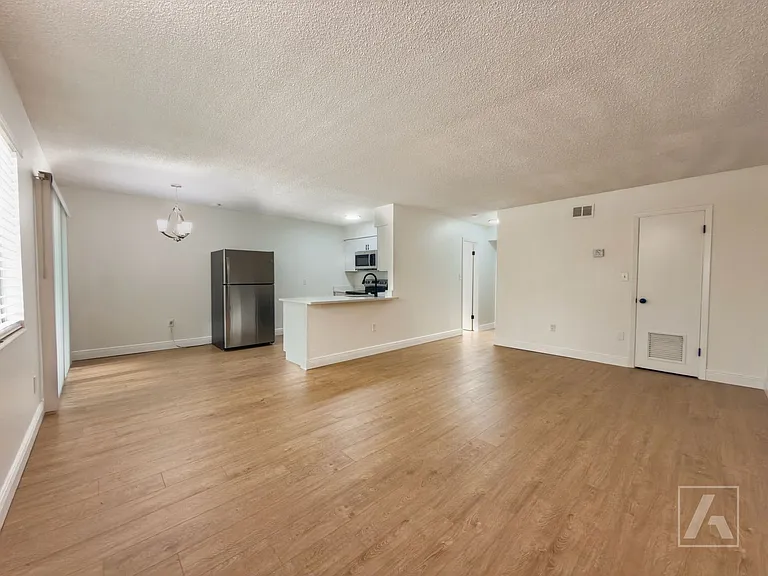 The Roberson — Photo 13